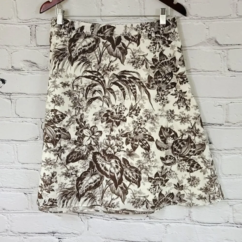 Tommy Hilfiger Skirt  - Picture 2 of 11